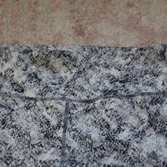 Gap Bike Shorts - Picture 4 of 5